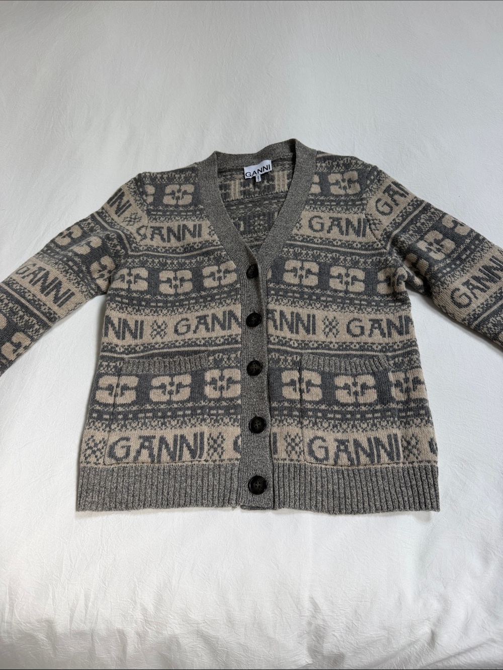 Ganni Gray and Cream Patterned Logo Cardigan